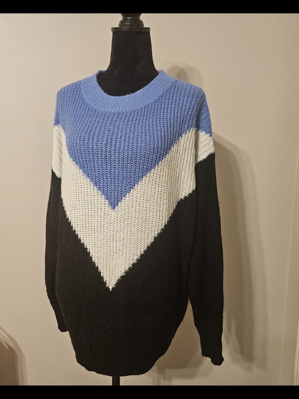 Divided Sweater Tricolor Long Sleeve Pullover Crew Neck Size M Cardigan Knit Top